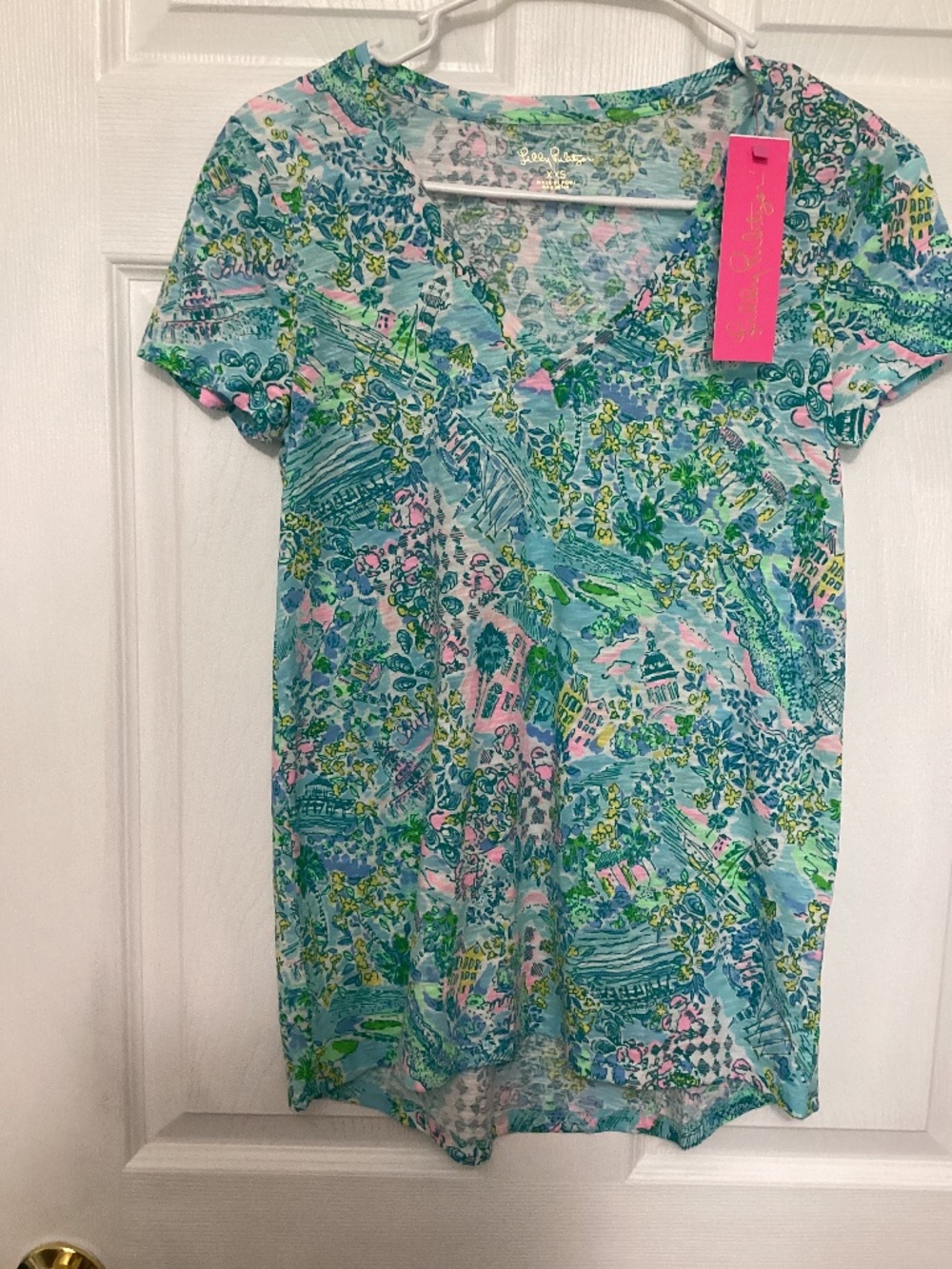 Lilly Pulitzer Etta V-Neck Tee Loves South Carolina Print Size XXS NWT Vacation